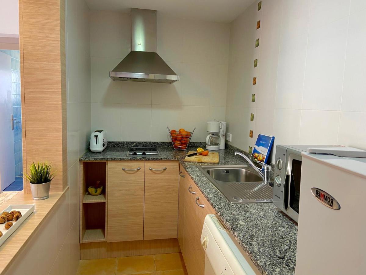 Apartamentos Aquarium. 150 Metros Playa. Roses Bagian luar foto
