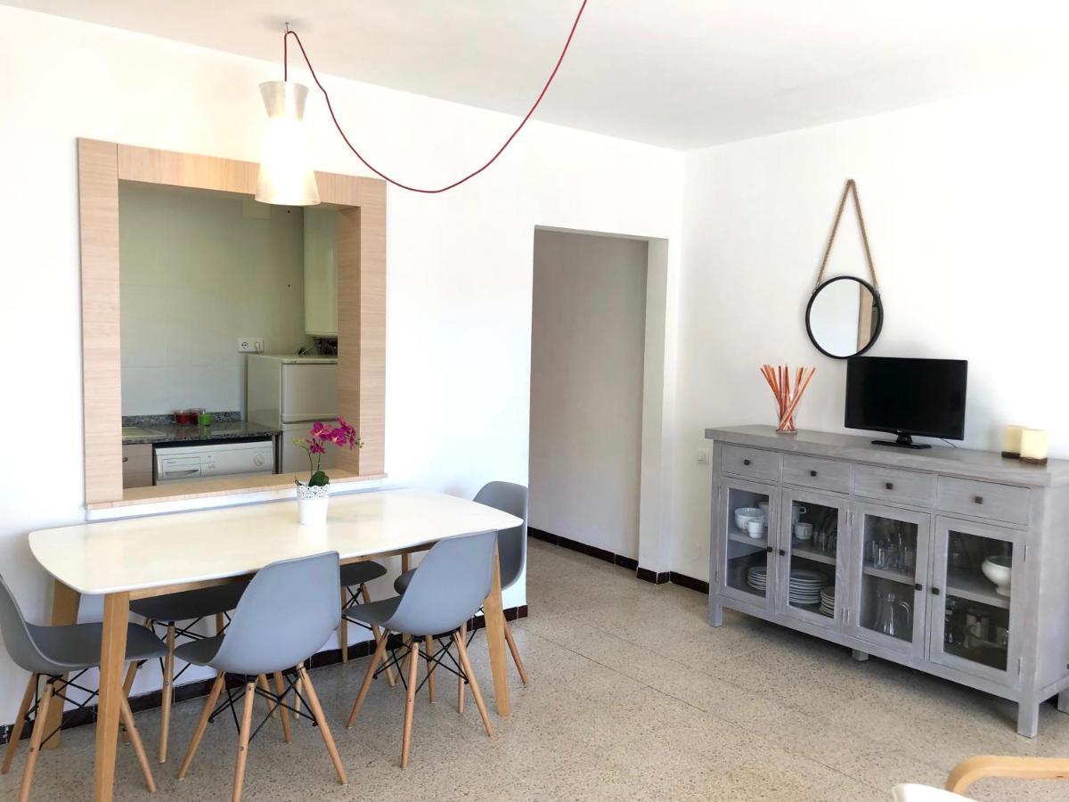 Apartamentos Aquarium. 150 Metros Playa. Roses Bagian luar foto